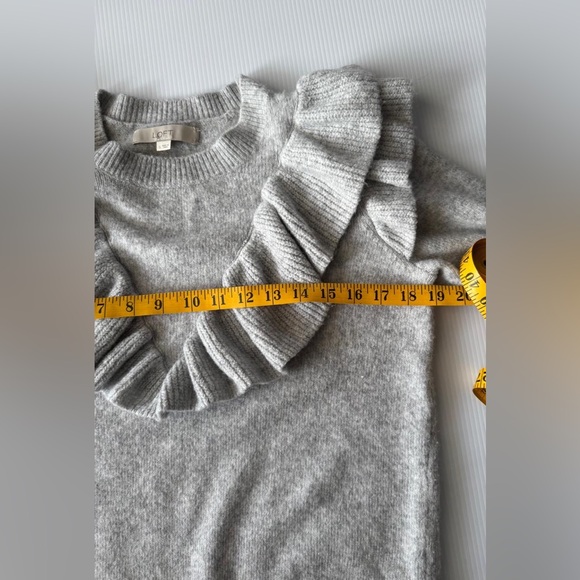 LOFT Heather Gray Ruffle Sweater - Picture 6 of 7